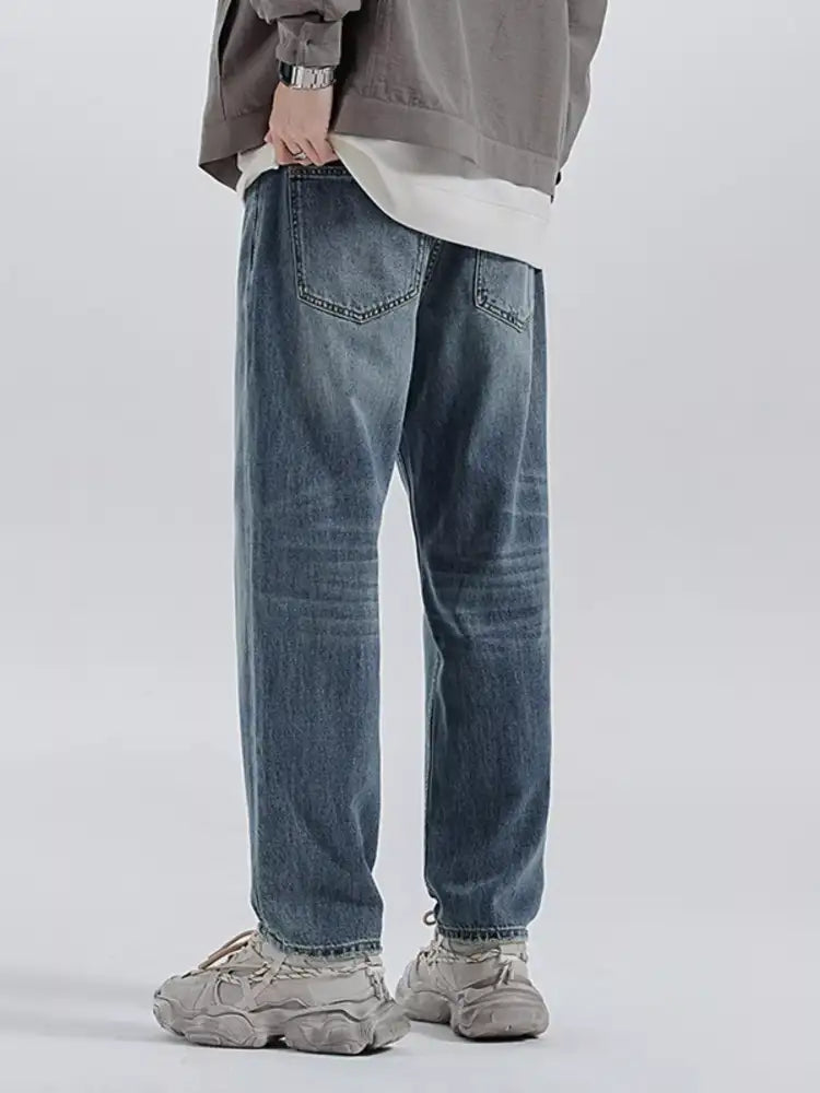 Men’s Relaxed Fit Wash Jeans