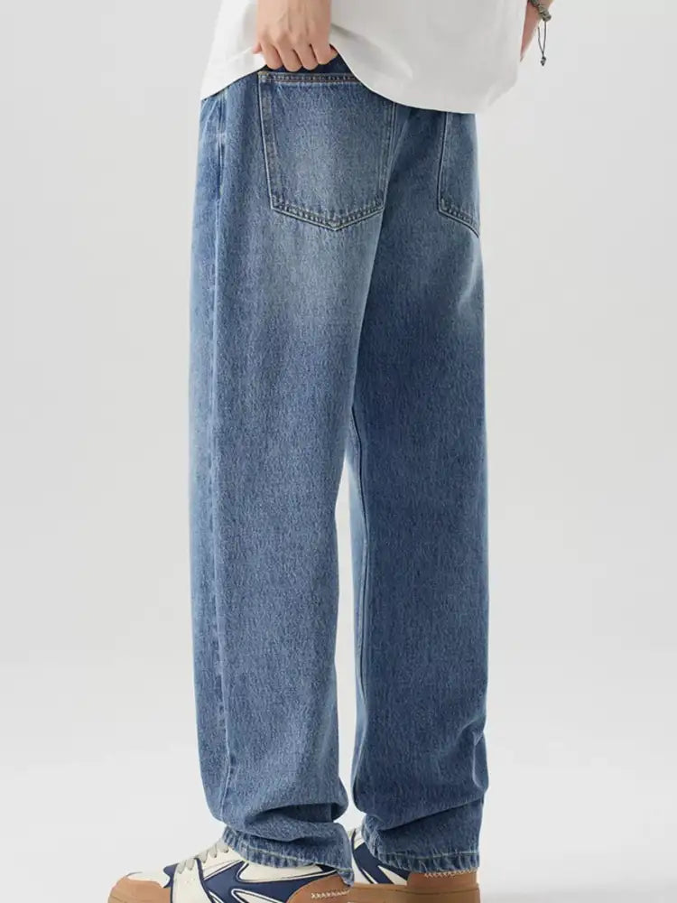 Men’s Relaxed Fit Wash Jeans
