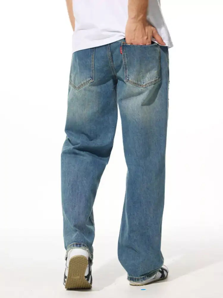 Men’s Relaxed Fit Wash Jeans