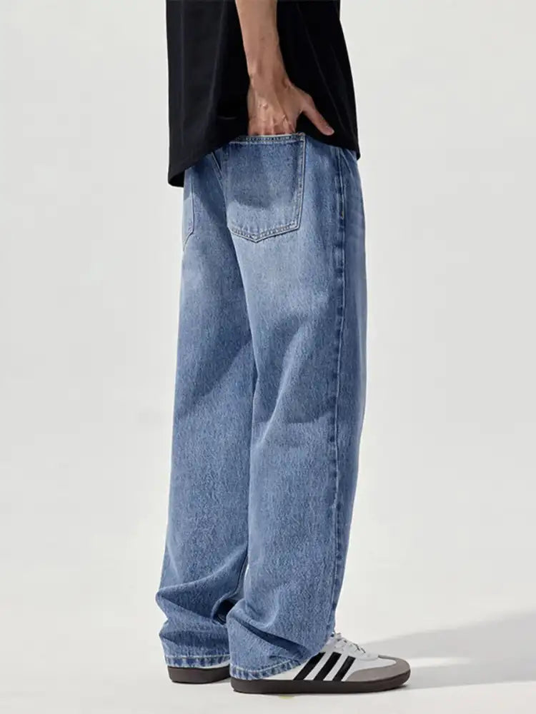 Men’s Relaxed Fit Wash Jeans