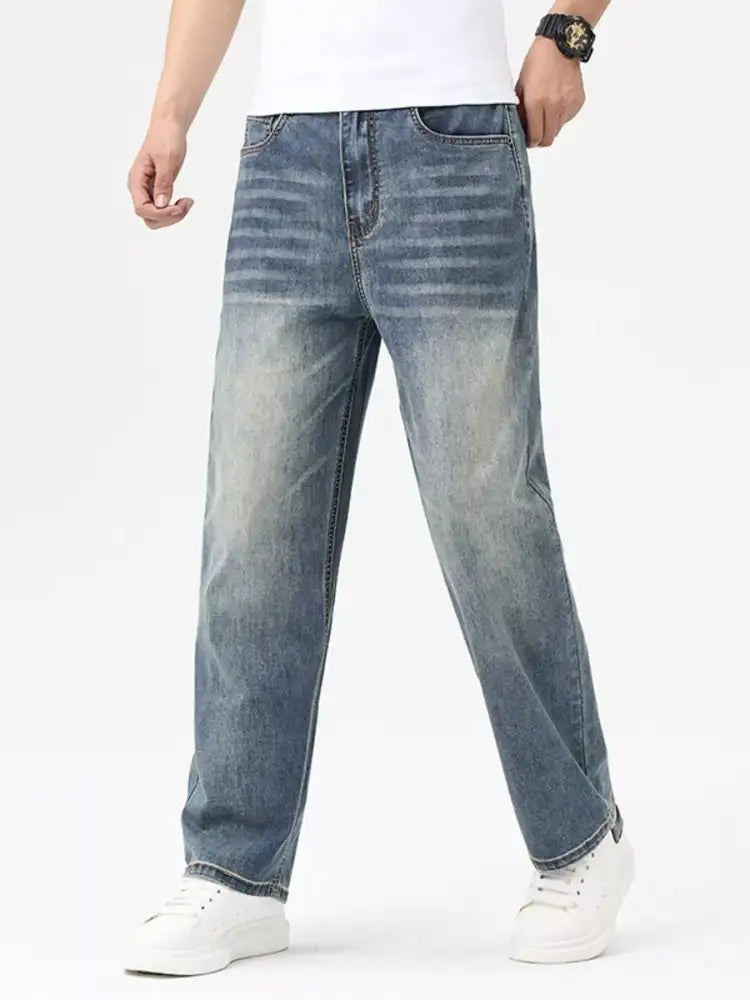 Men’s Relaxed Fit Washed Jeans