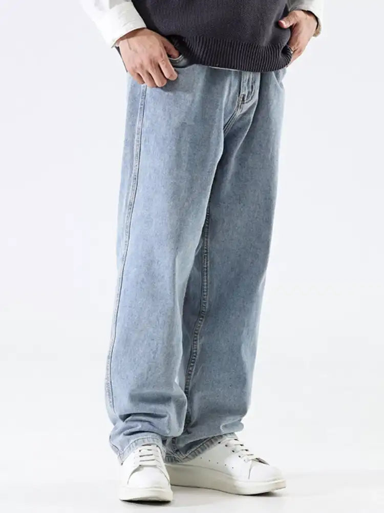 Men’s Relaxed Fit Wide Leg Jeans