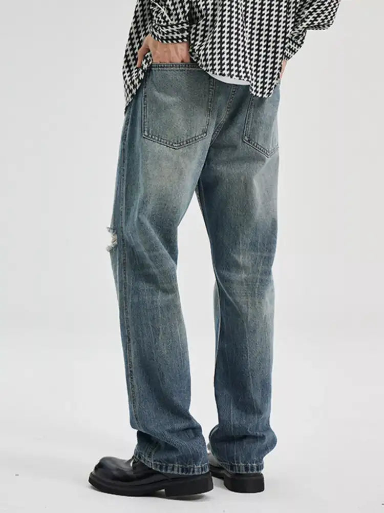 Men’s Ripped Relaxed Fit Jeans