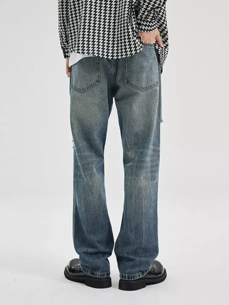 Men’s Ripped Relaxed Fit Jeans