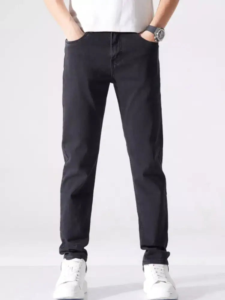 Men’s Slim Fit Pocketed Jeans