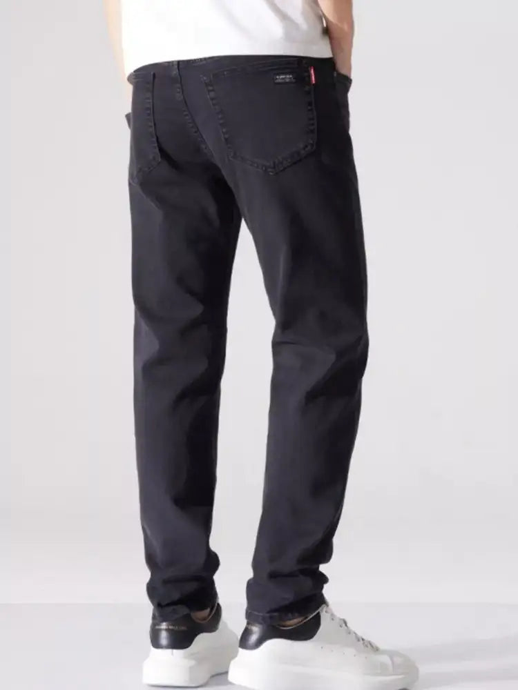 Men’s Slim Fit Pocketed Jeans