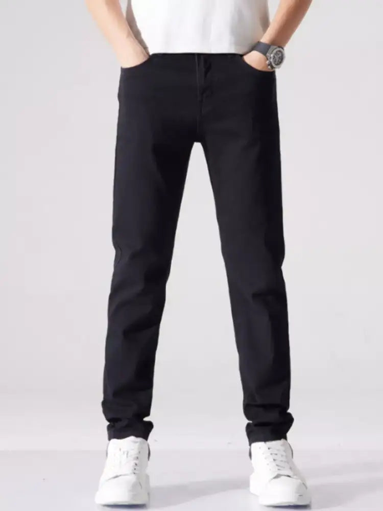 Men’s Slim Fit Pocketed Jeans