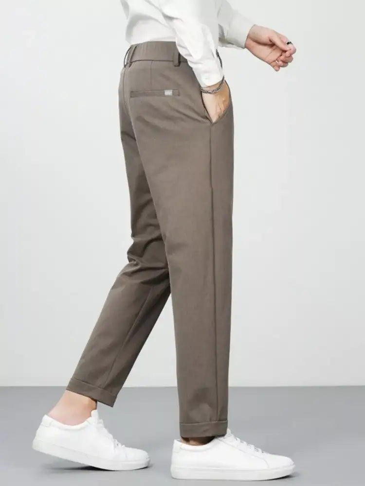 Men’s Slim-Fit Stretch Pants