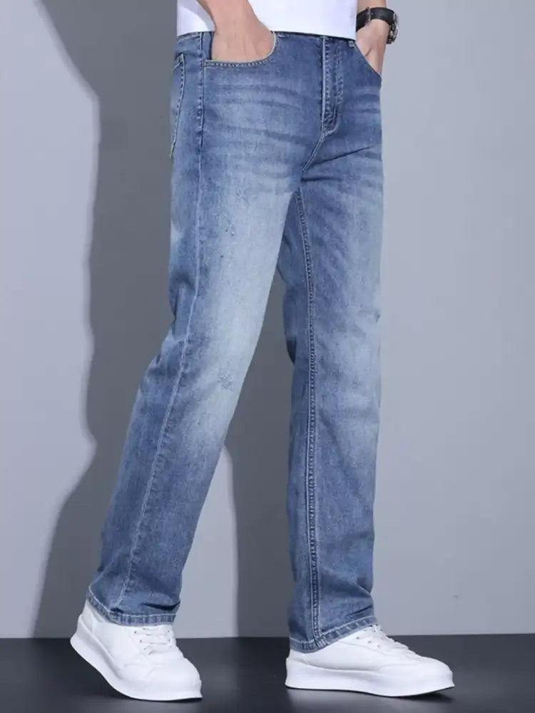 Men’s Slim Fit Washed Jeans