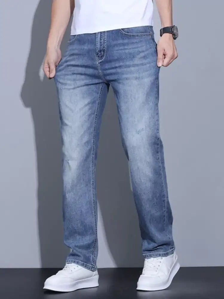 Men’s Slim Fit Washed Jeans
