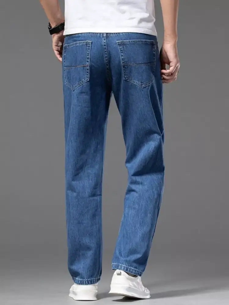 Men’s Straight-Leg Jeans