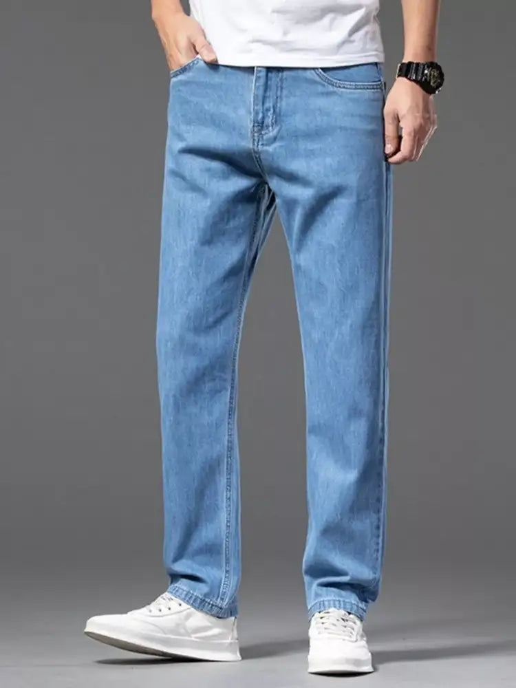 Men’s Straight-Leg Jeans