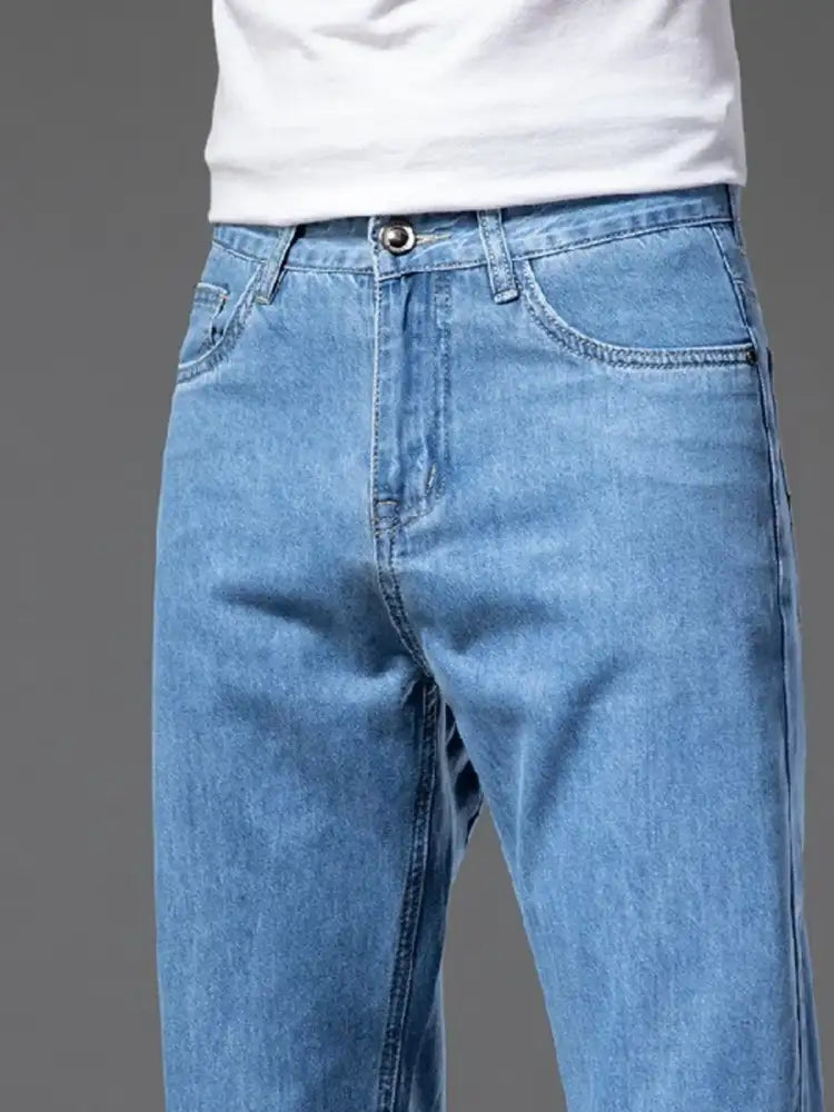 Men’s Straight-Leg Jeans