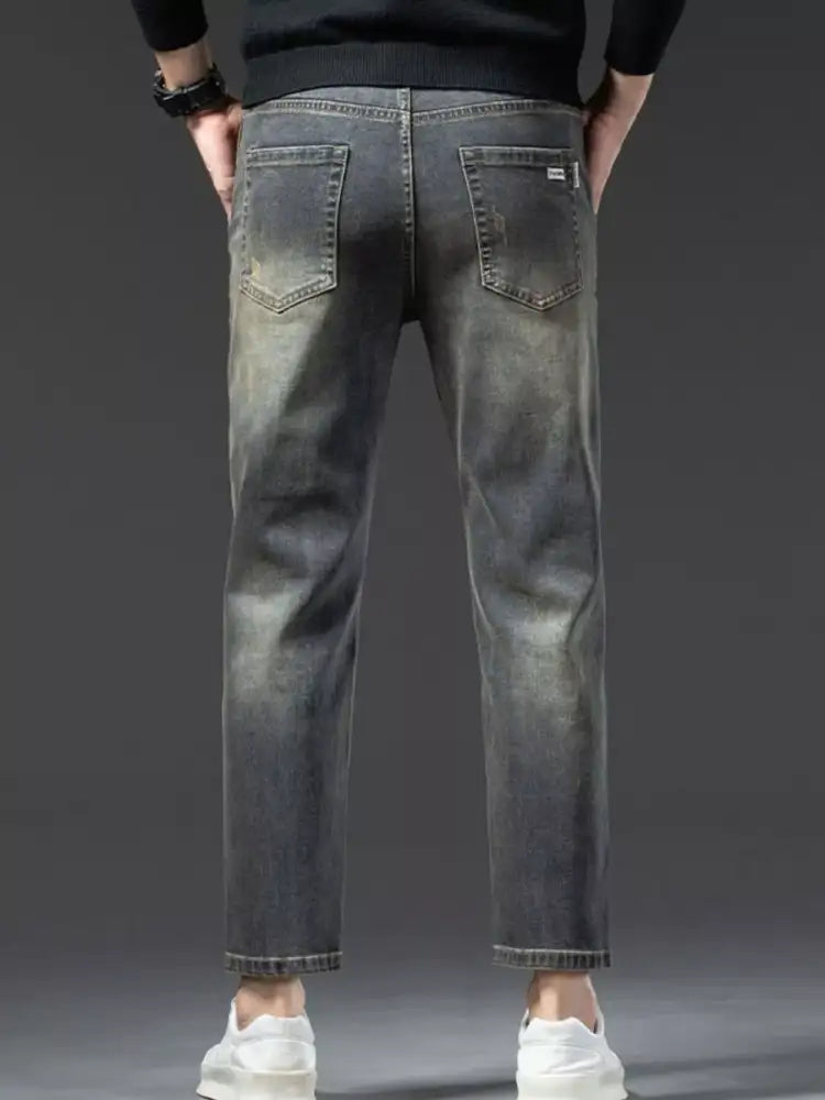 Men’s Straight Leg Vintage Wash Jeans