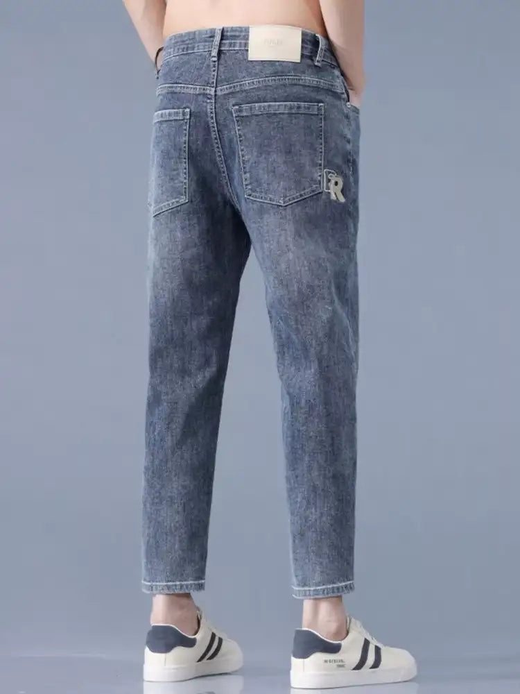 Men’s Straight-Leg Wash Jeans