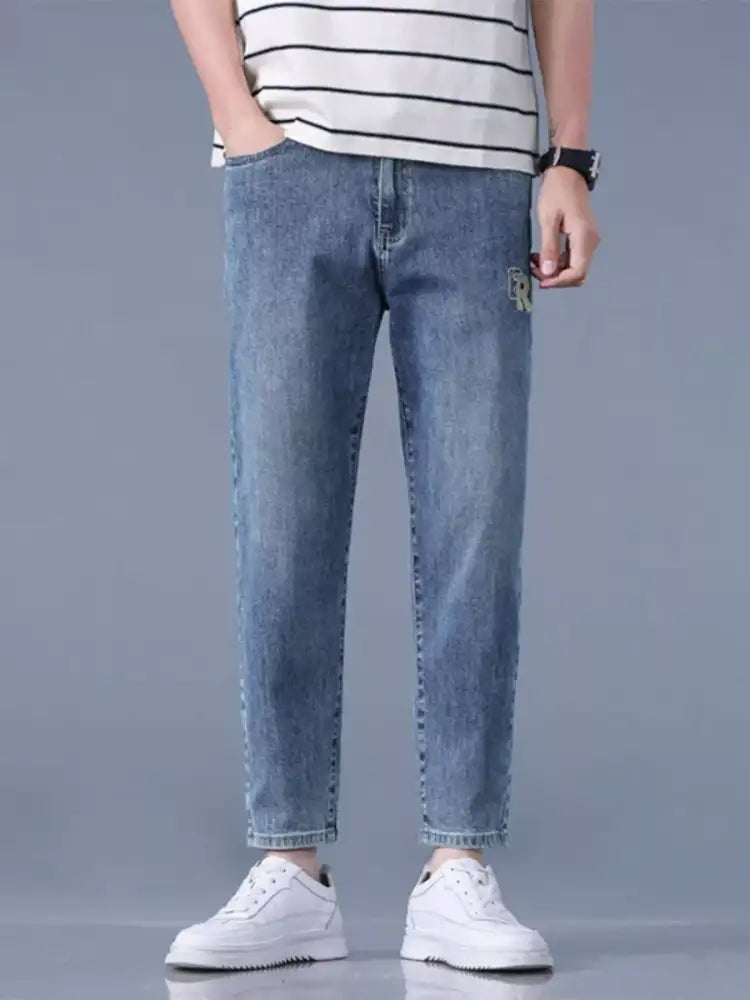 Men’s Straight-Leg Wash Jeans