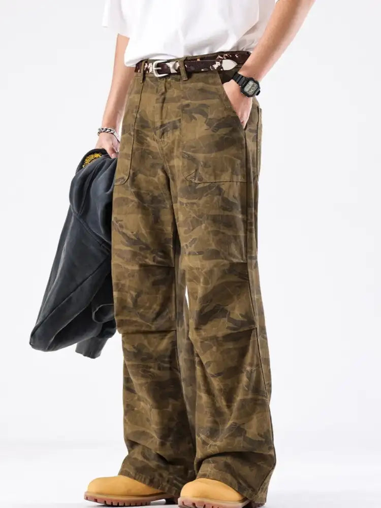 Men’s Vintage Camouflage Wide-Leg Jeans