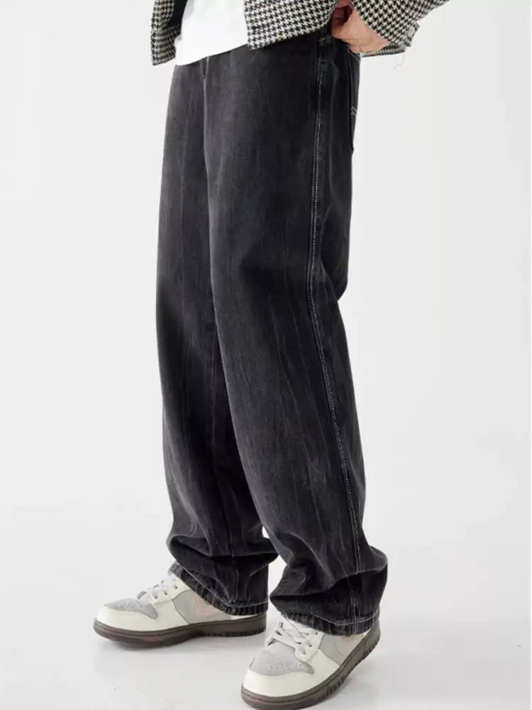 Men’s Vintage Wash Loose Fit Jeans