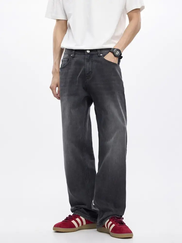 Men’s Vintage Wash Wide Leg Jeans