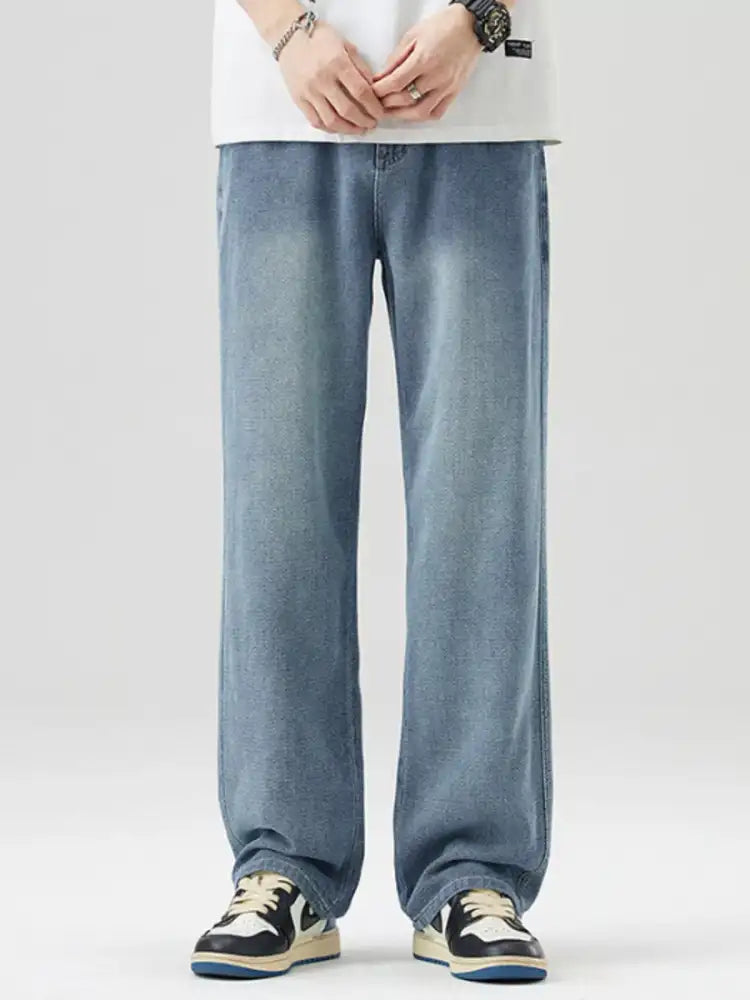 Men’s Vintage Wash Wide Leg Jeans