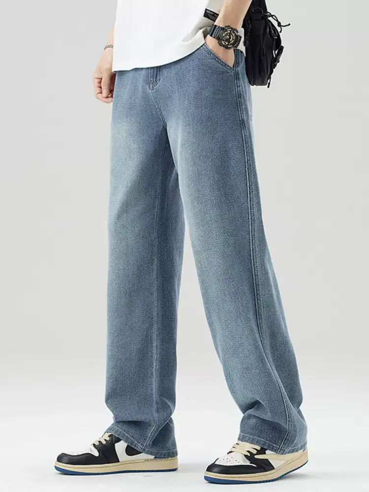 Men’s Vintage Wash Wide Leg Jeans