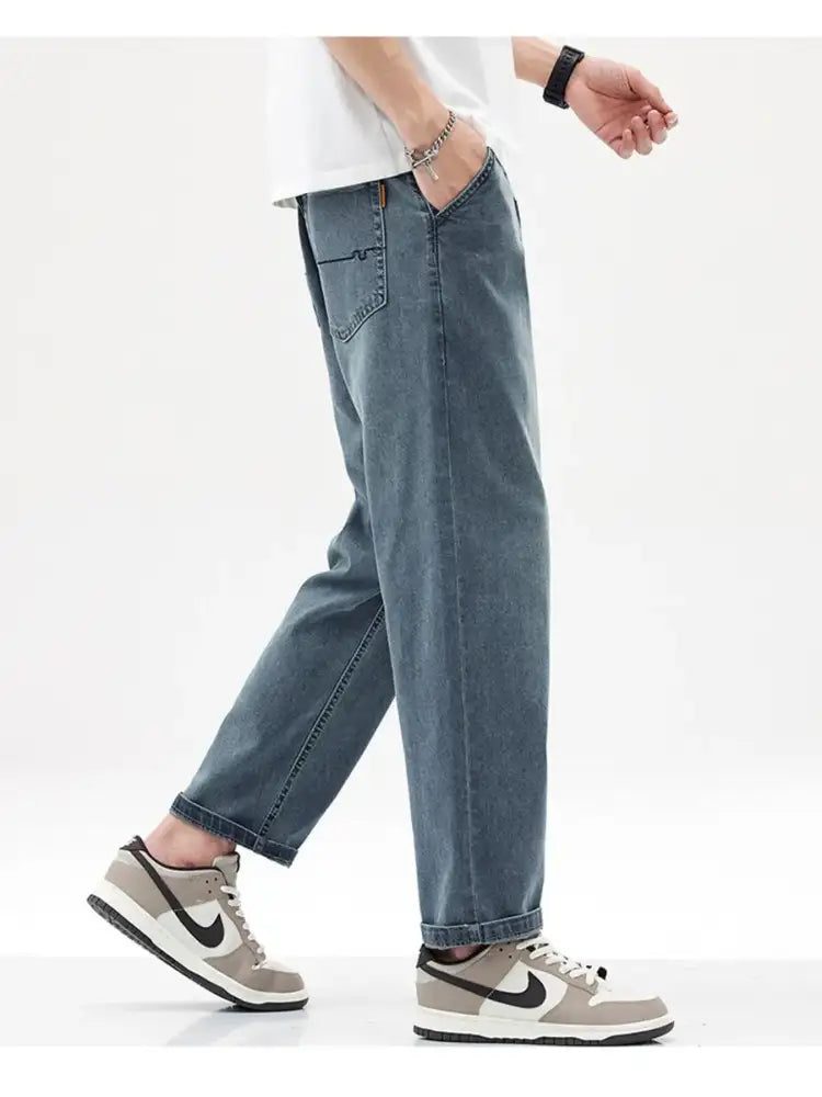 Men’s Vintage Washed Relaxed Fit Straight Leg Jeans