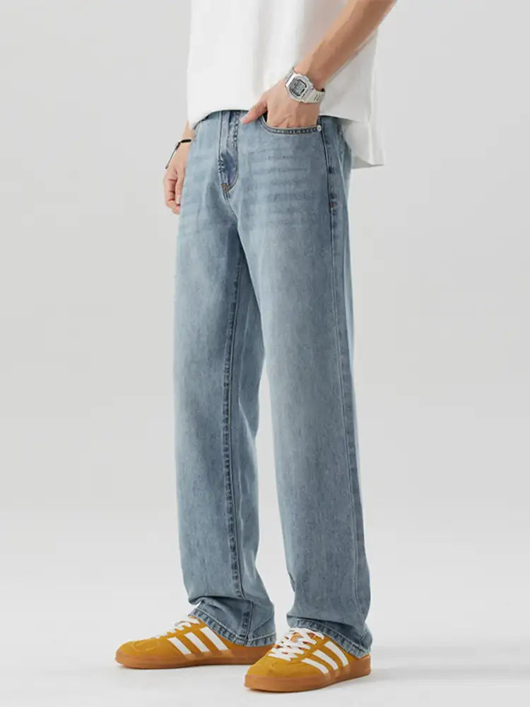 Men’s Wash Relaxed Fit Jeans