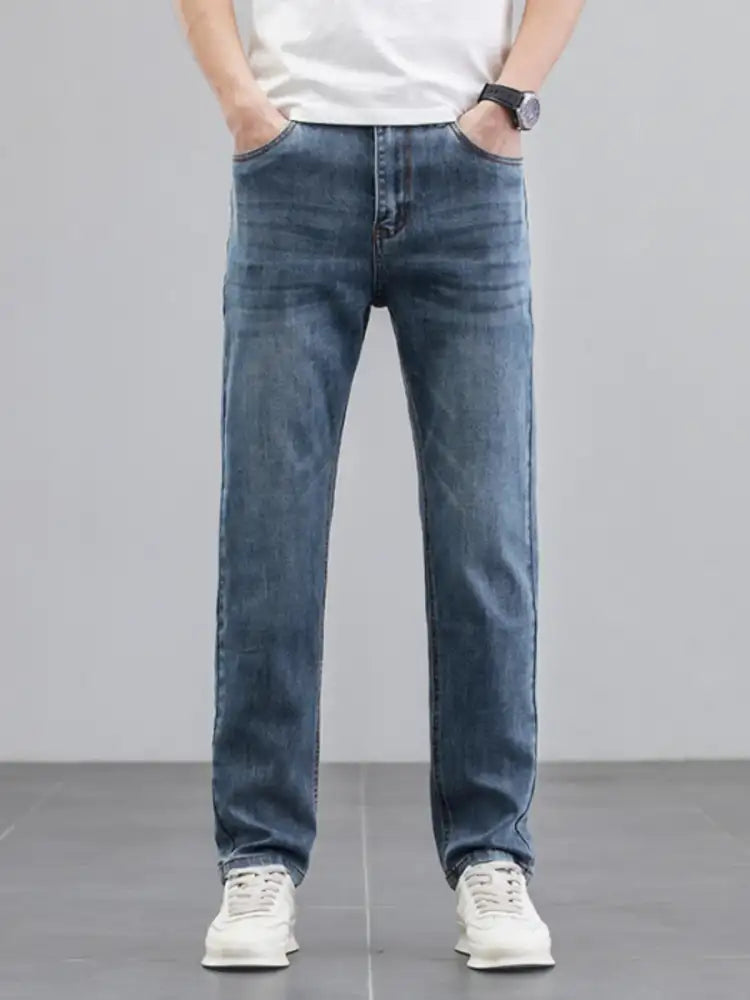 Men’s Wash Straight Leg Jeans