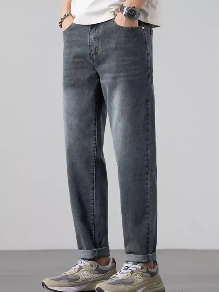 Men’s Wash Straight Leg Jeans