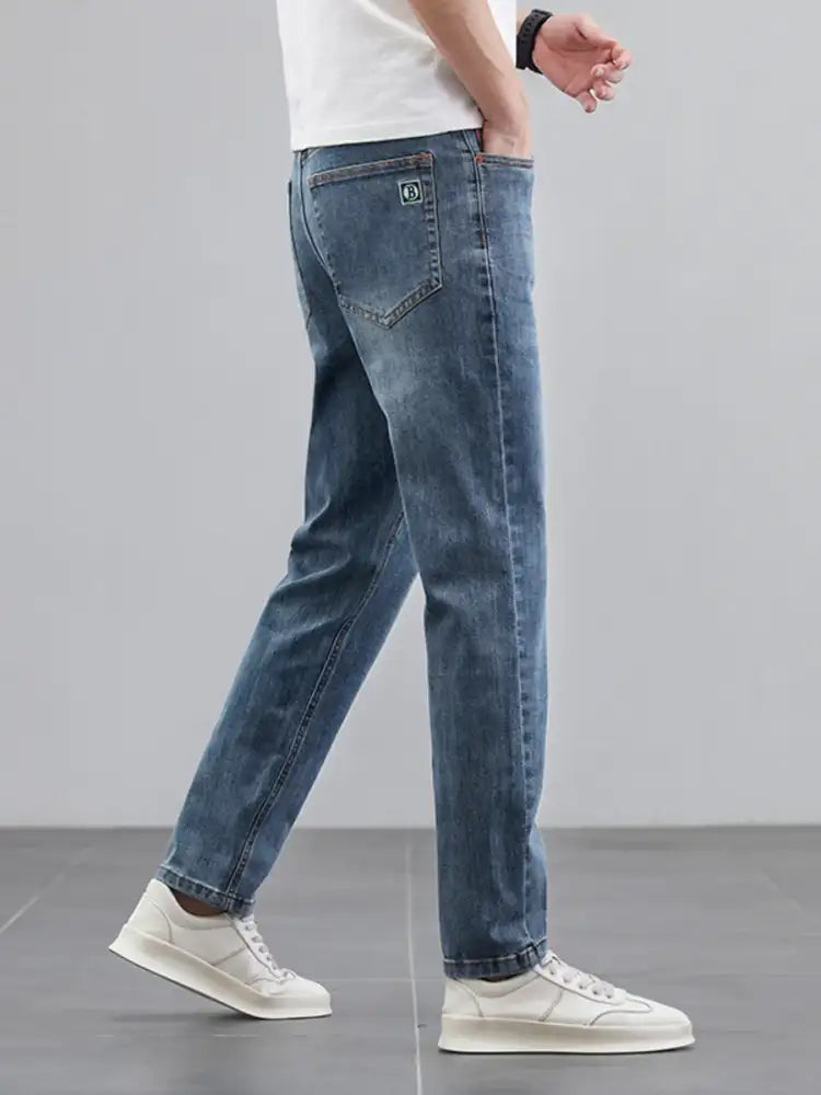 Men’s Wash Straight Leg Jeans