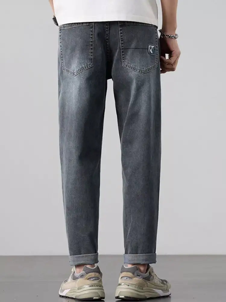 Men’s Wash Straight Leg Jeans