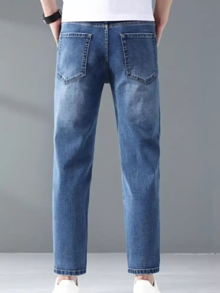 Men’s Wash Straight Leg Jeans