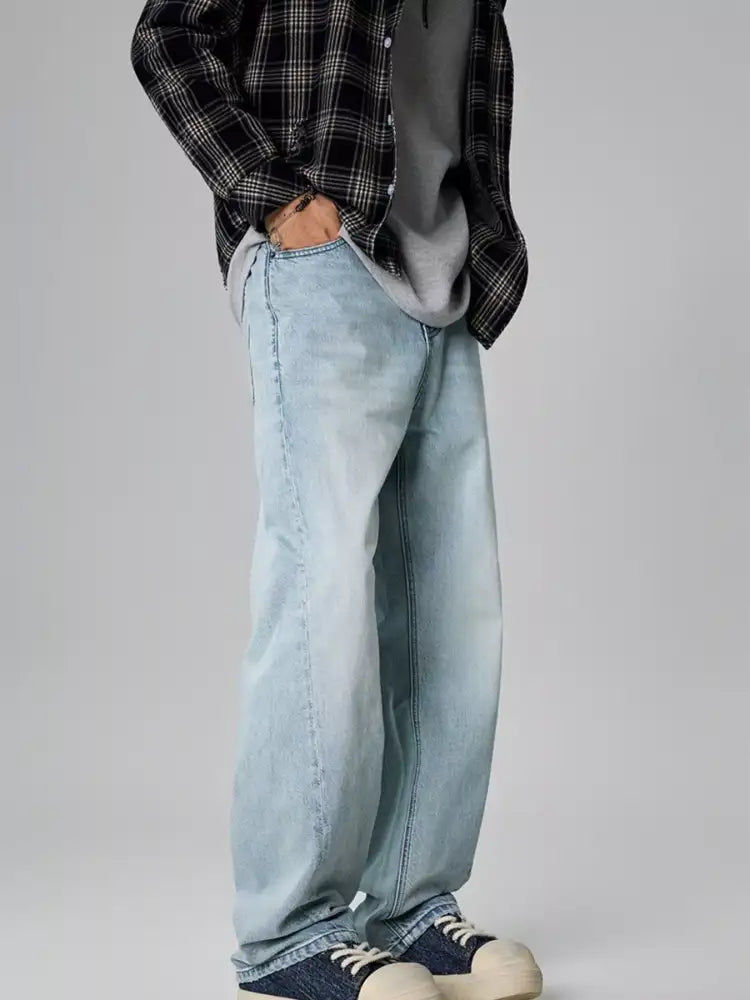 Men’s Wash Straight Leg Jeans