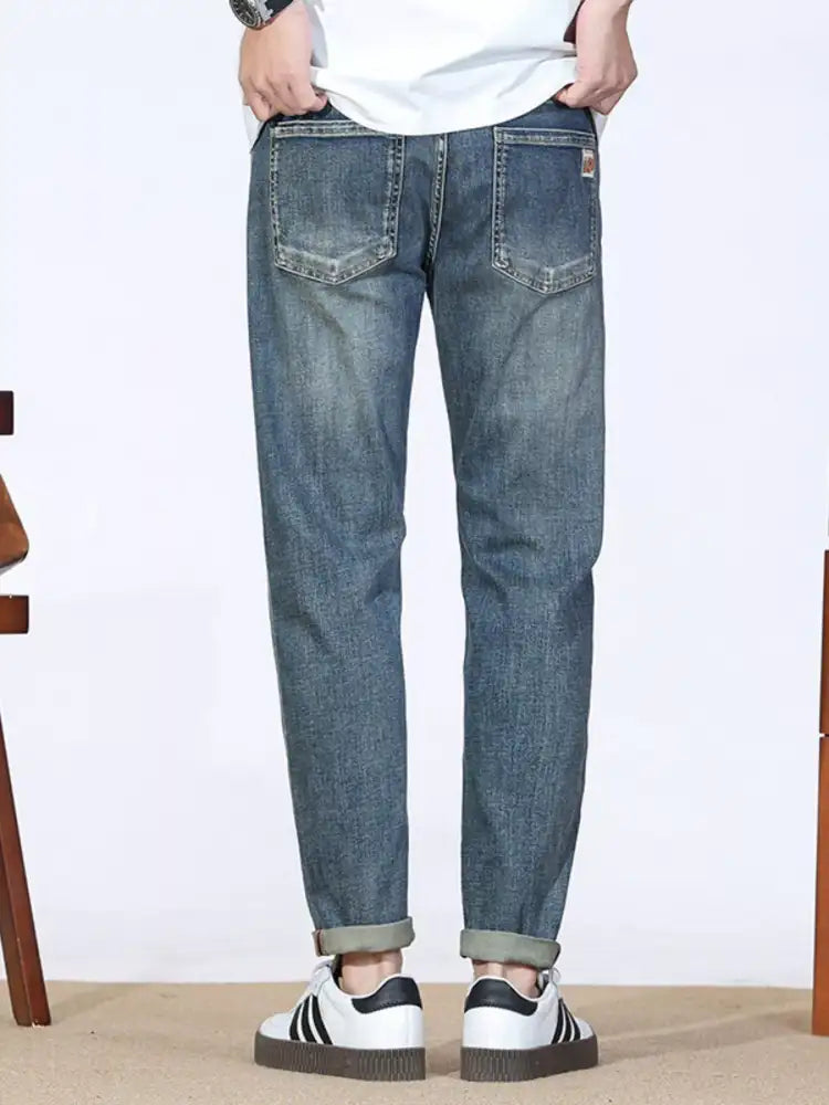 Men’s Wash Straight Leg Jeans