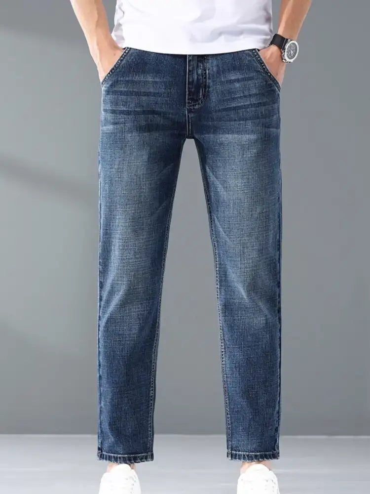 Men’s Wash Straight Leg Jeans