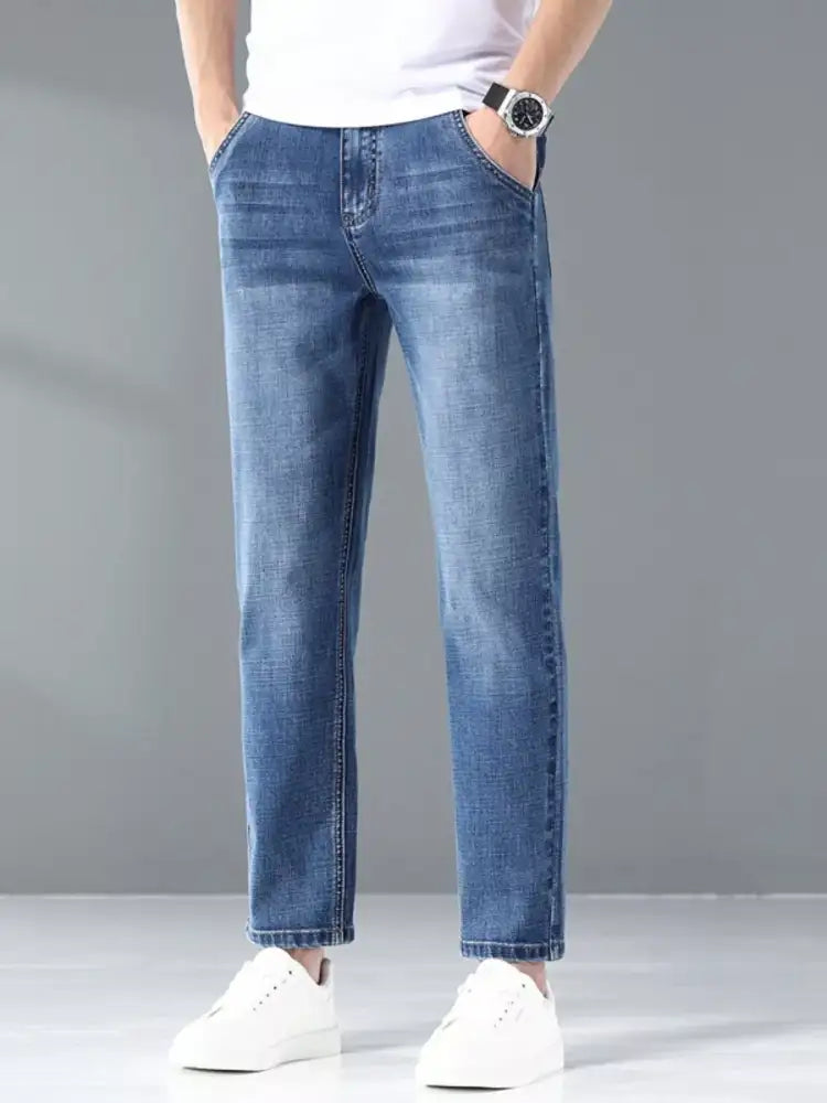 Men’s Wash Straight Leg Jeans