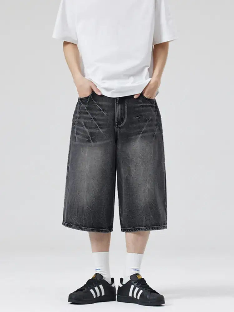 Men’s Wash Wide Leg Denim Shorts