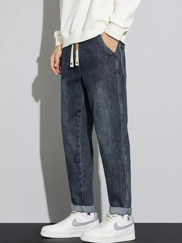 Men’s Washed Relaxed Fit Cuffed Jeans