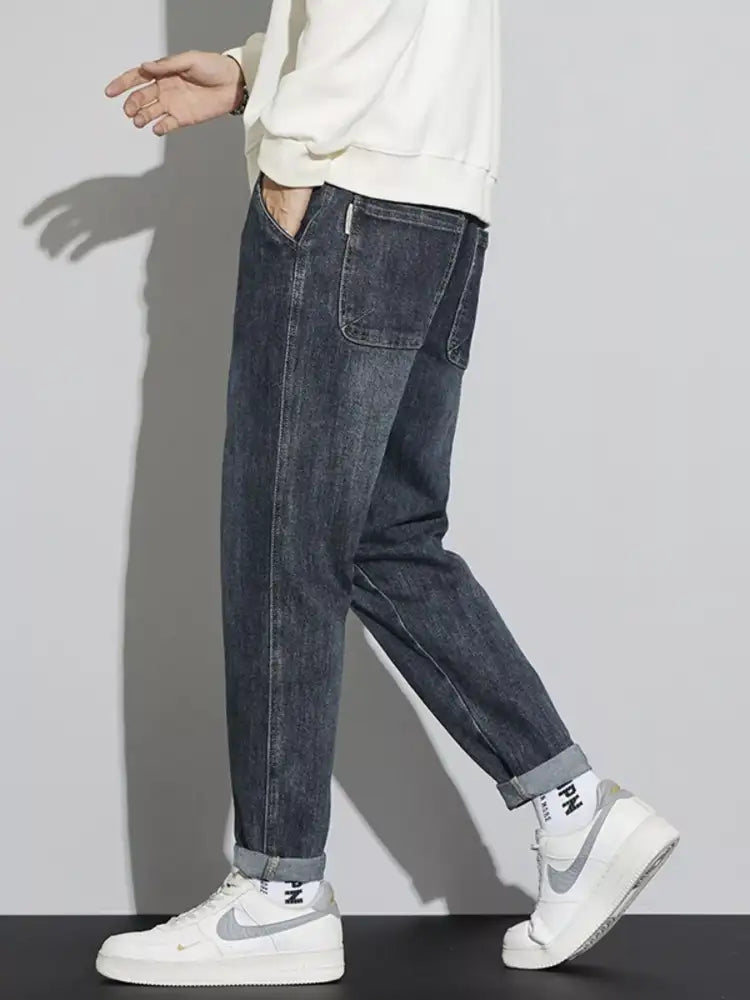 Men’s Washed Relaxed Fit Cuffed Jeans