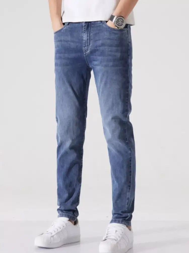 Men’s Washed Slim Fit Jeans