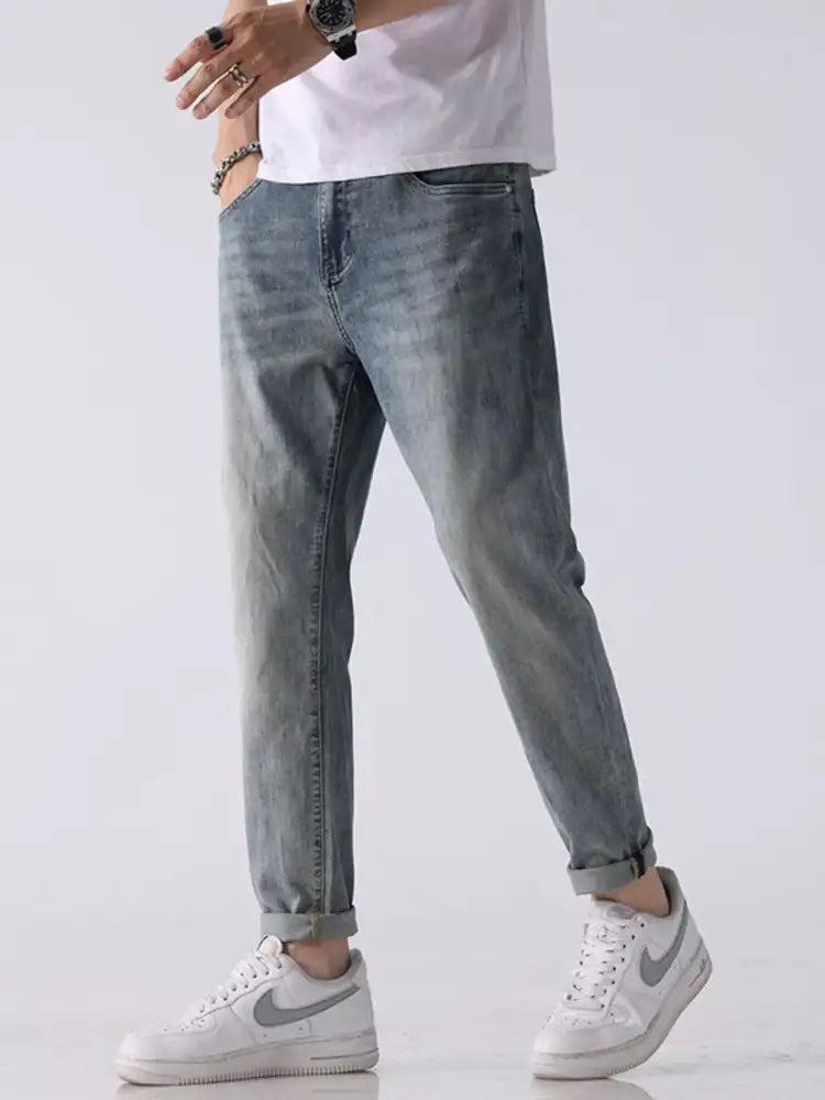 Men’s Washed Straight Fit Jeans