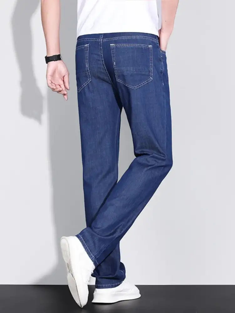 Men’s Washed Straight Fit Jeans
