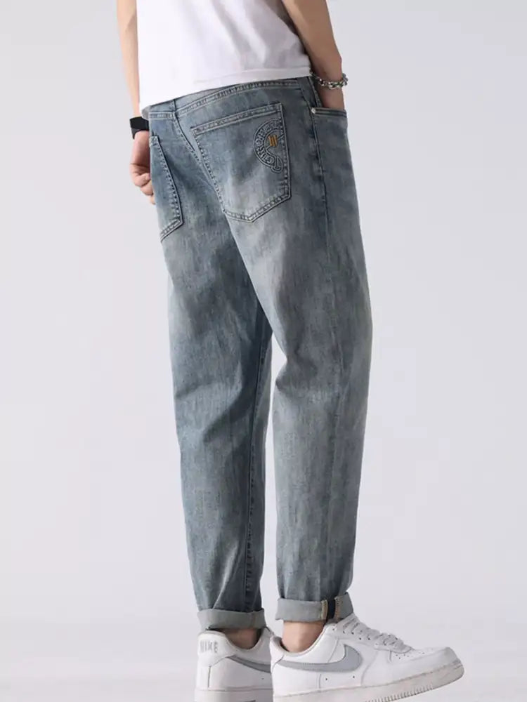Men’s Washed Straight Fit Jeans