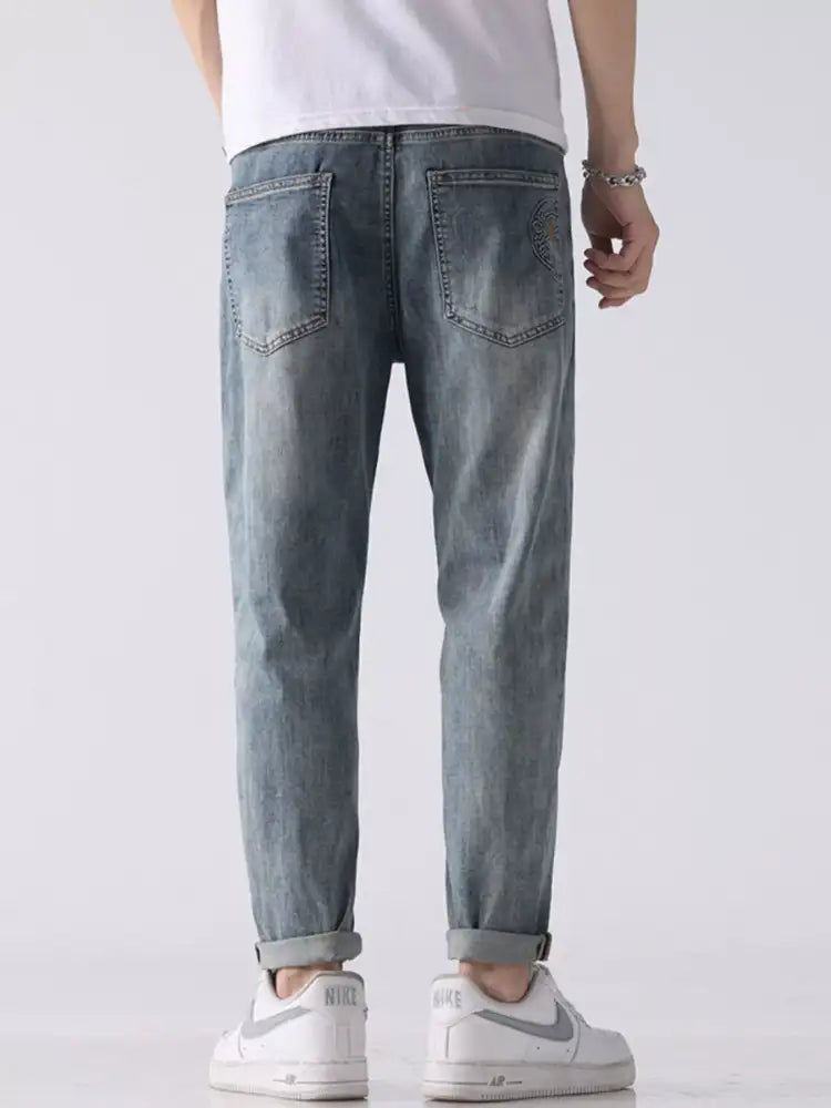Men’s Washed Straight Fit Jeans