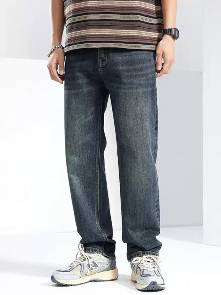 Men’s Washed Wide Leg Jeans