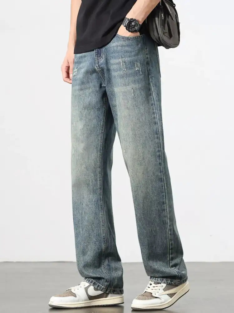 Men’s Washed Wide Leg Jeans