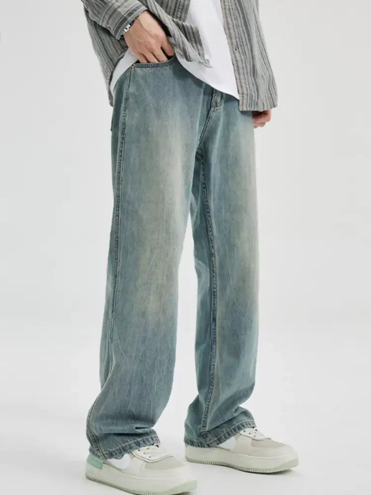 Men’s Washed Wide Leg Jeans