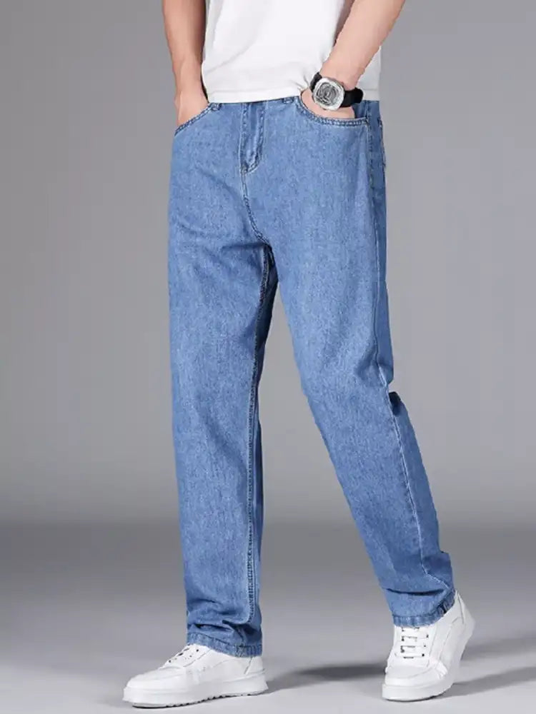 Men’s Washed Wide Leg Jeans