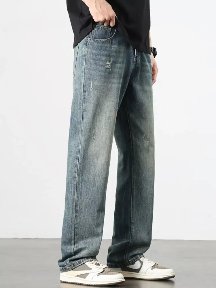 Men’s Washed Wide Leg Jeans