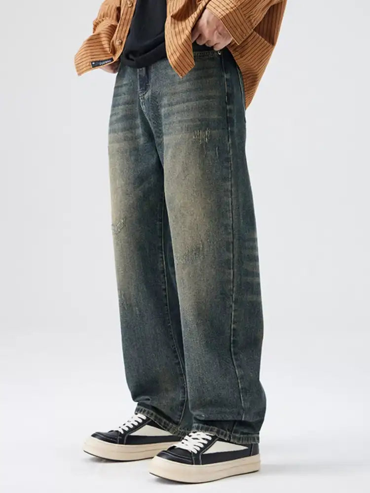 Men’s Washed Wide Leg Jeans